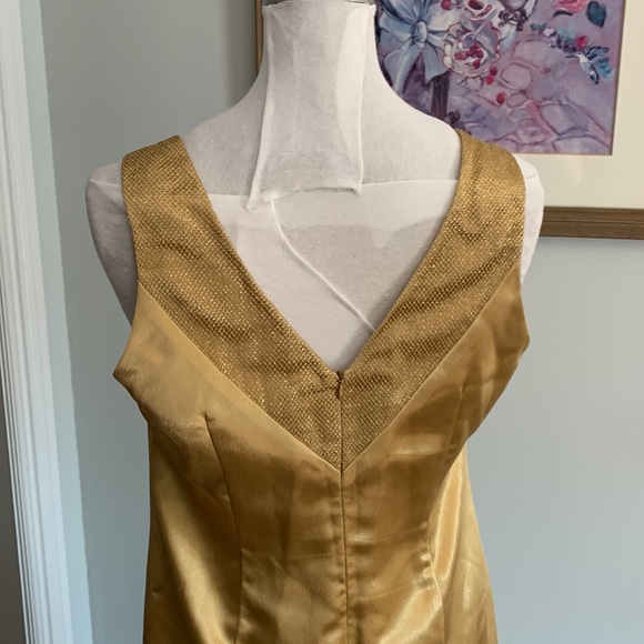 Gold satin custom made dress - Picture 4 of 4